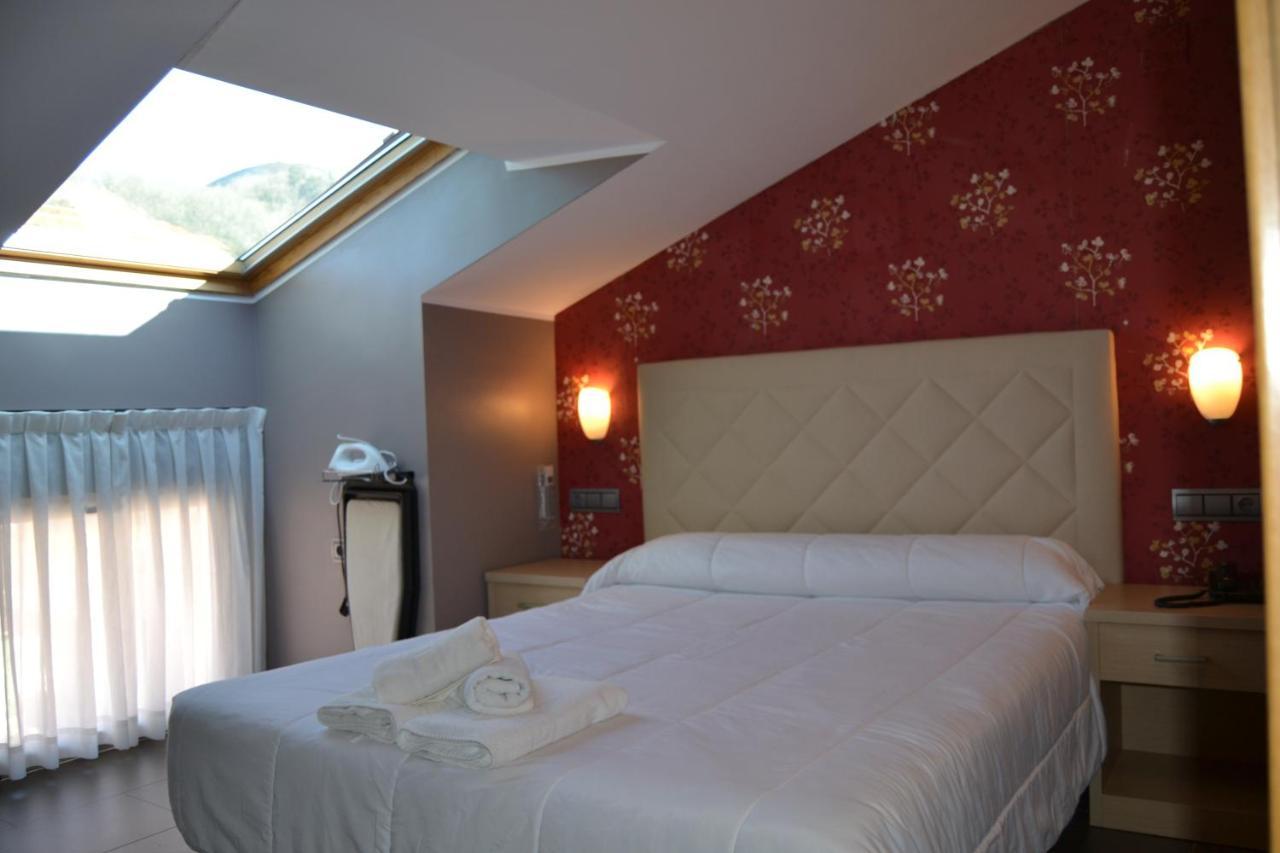 Apartamentos Spa Cueto Кангас-де-Оніс Екстер'єр фото